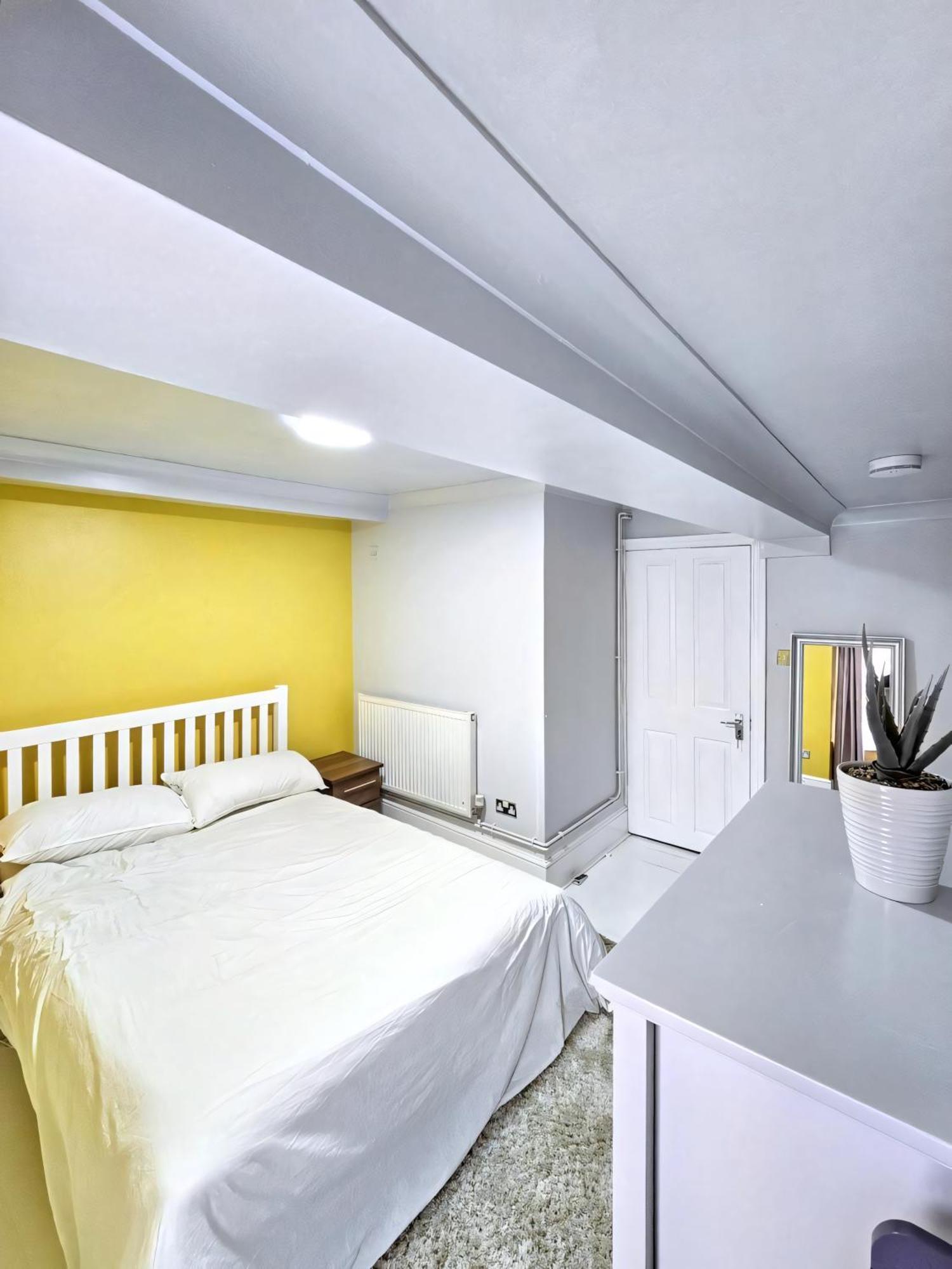 Berkeley Apartment